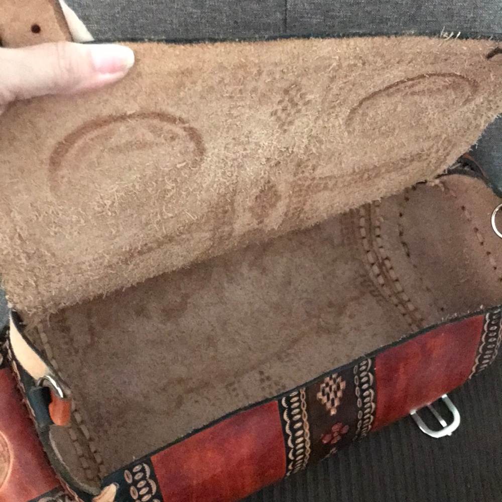 Tooled Cowhide Leather Crossbody/Side Saddle Bag Custom Made - Picture 15 of 15